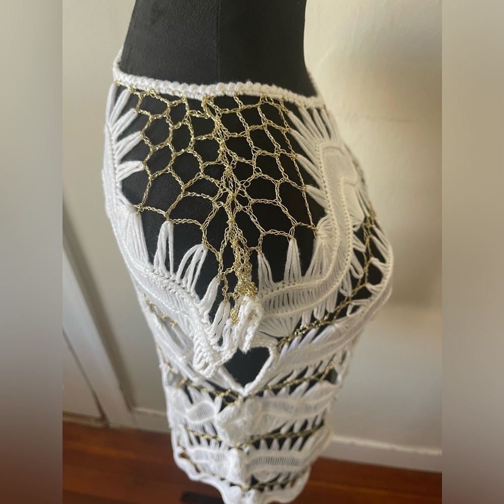 Venus white crotched/gold thread chain look swim cover up, size med, like new - Picture 8 of 8